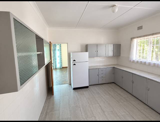 3 BEDROOM HOUSE FOR SALE IN QUEENSWOOD